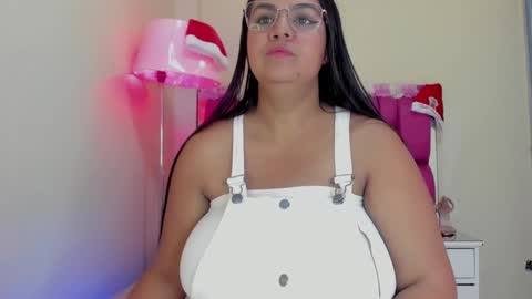 Gaby Im on vacation see you on November 25 online show from 01/04/25, 02:56