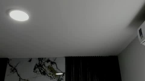 Gabriela Kassi online show from 09/20/25, 11:00