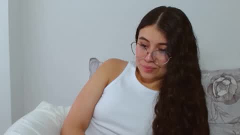 GabrielaRossa online show from 10/15/25, 01:33