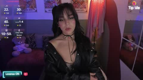 Gabriela Torres  online show from 11/19/25, 08:42