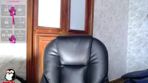 Snapshot of gabriella27_ chatting on 09/23/25, 01:14 gabriella online show from 09/23/25, 01:14