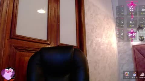 Snapshot of gabriella27_ chatting on 09/30/25, 11:48 gabriella online show from 09/30/25, 11:48