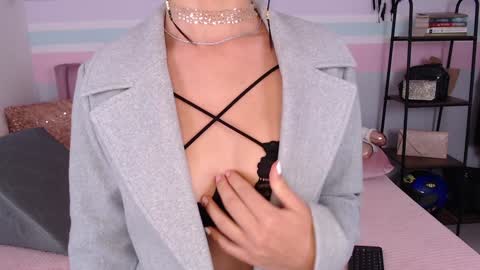 Snapshot of gabriella_bg chatting on 01/28/25, 07:53 Gaby online show from 01/28/25, 07:53