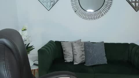 gabriella_evans_ online show from 02/18/26, 01:45