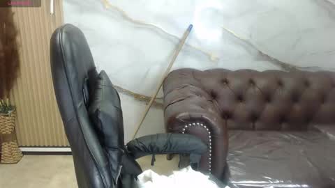 Gabriella online show from 02/05/26, 01:21