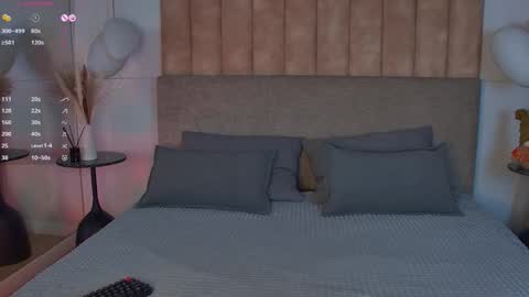 Gabriella online show from 12/04/25, 06:55