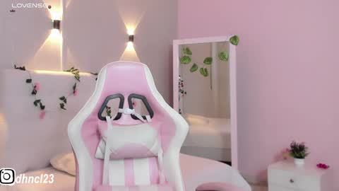 Gabriella online show from 02/04/25, 10:24