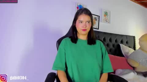 Snapshot of gabriiieela_ chatting on 03/03/25, 01:31 Sara online show from 03/03/25, 01:31