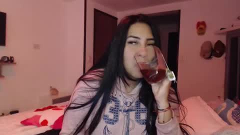 Snapshot of gaby_bluexx chatting on 03/08/25, 11:37 Gaby Blue online show from 03/08/25, 11:37