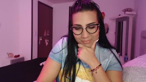 Snapshot of gaby_bluexx chatting on 03/11/25, 08:09 Gaby Blue online show from 03/11/25, 08:09