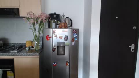 Snapshot of gaby_bluexx chatting on 09/18/25, 05:48 Gaby Blue online show from 09/18/25, 05:48