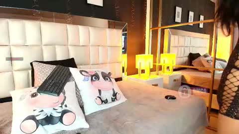 Gaby online show from 02/01/26, 04:16