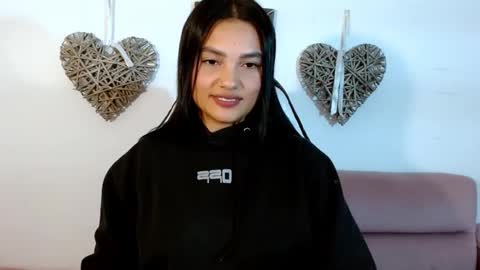 My name is Gabriela.. nice to meet you thumbs up please its very important to me online show from 03/10/26, 03:33