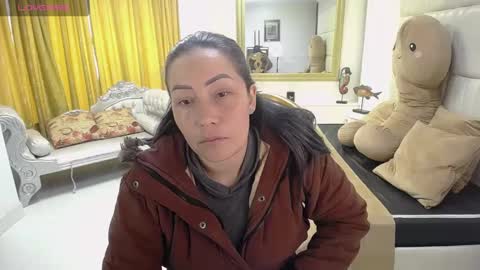 gabriela online show from 02/12/25, 03:27