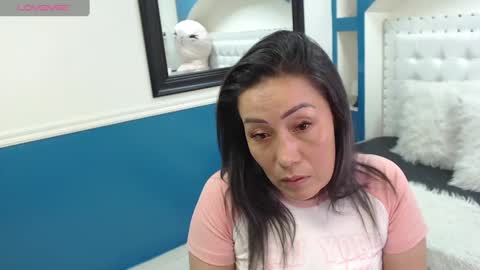 gabriela online show from 02/15/25, 06:23