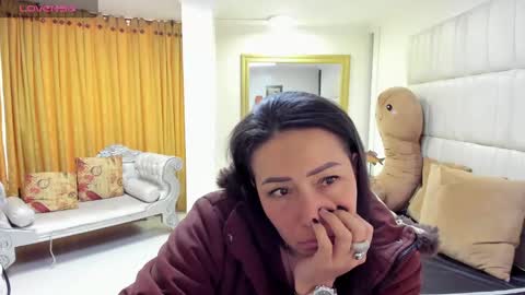 gabriela online show from 02/27/25, 12:02