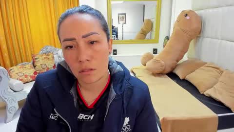 gabriela online show from 10/17/25, 02:30