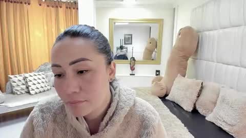 gabriela online show from 12/20/25, 04:03