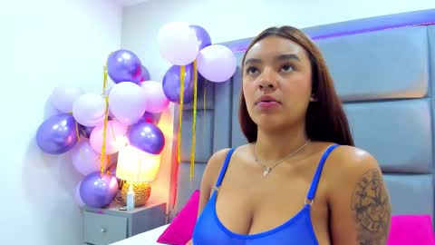 gabymoreau online show from 12/16/25, 05:07