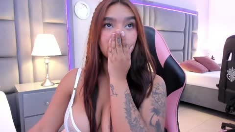 gabymoreau online show from 05/13/26, 08:06