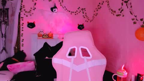 gabyye capprins online show from 10/23/25, 01:38