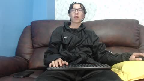 Snapshot of gadiel_sex chatting on 02/10/25, 12:29 gadiel_sex online show from 02/10/25, 12:29