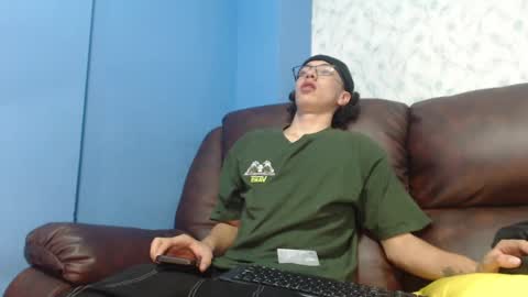 Snapshot of gadiel_sex chatting on 02/13/25, 07:31 gadiel_sex online show from 02/13/25, 07:31