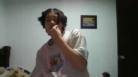 Snapshot of gadiel_sex chatting on 02/21/25, 11:43 gadiel_sex online show from 02/21/25, 11:43