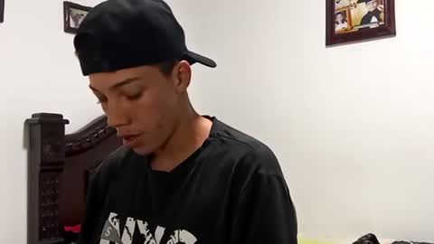 Snapshot of gadiel_sex chatting on 09/10/25, 11:49 gadiel_sex online show from 09/10/25, 11:49