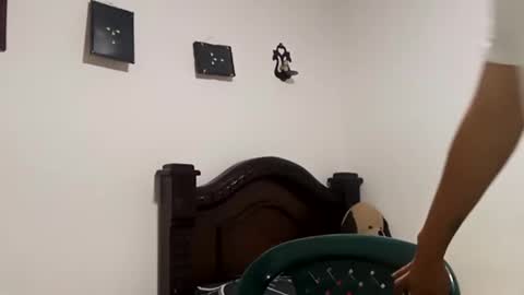 Snapshot of gadiel_sex chatting on 10/20/25, 07:58 gadiel_sex online show from 10/20/25, 07:58