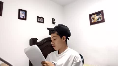 Snapshot of gadiel_sex chatting on 10/24/25, 11:28 gadiel_sex online show from 10/24/25, 11:28