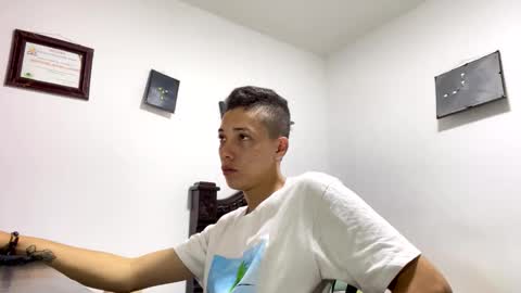 gadiel_sex online show from 05/27/26, 02:25