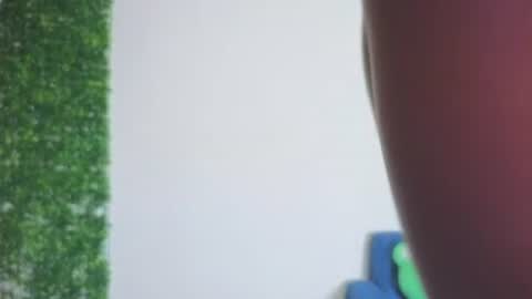 Snapshot of gael_david chatting on 07/14/26, 10:21 Gael online show from 07/14/26, 10:21