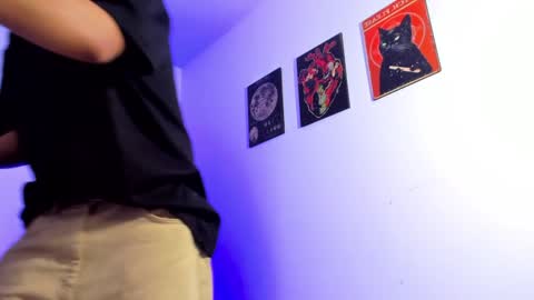 Gael Conner online show from 12/25/24, 02:25