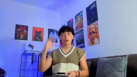 Gael Conner online show from 09/17/25, 02:13