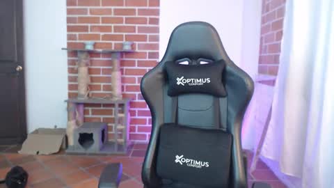 Lenna 3 online show from 02/18/26, 10:28