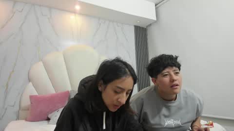 gaia_n_nix online show from 06/01/26, 04:25