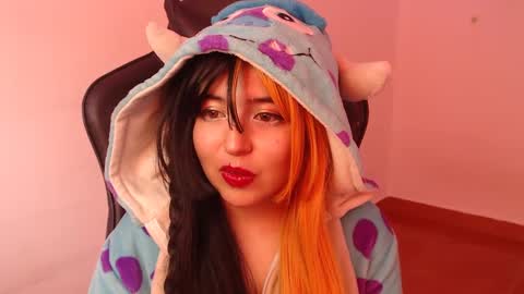 Kate 3 online show from 09/19/25, 07:14