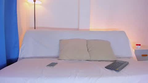 gal_stone_ online show from 07/26/26, 01:58