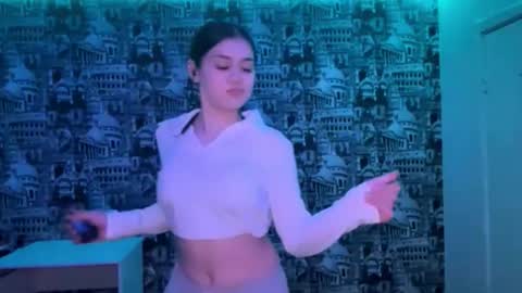 Abigail online show from 12/15/25, 07:07