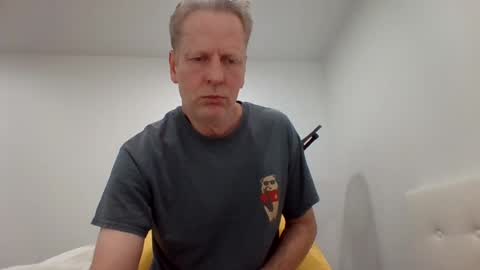 Snapshot of gamerboy200 chatting on 08/03/26, 10:13 gamerboy200 online show from 08/03/26, 10:13