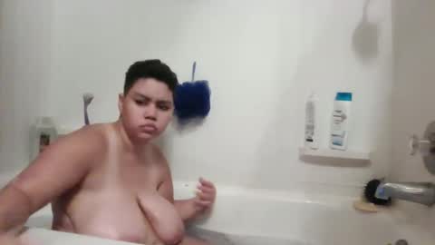 Snapshot of gamergurl3000 chatting on 10/22/25, 10:53 GamerGurl online show from 10/22/25, 10:53