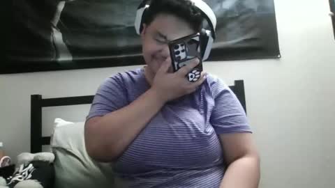 Snapshot of gamergurl3000 chatting on 12/01/25, 12:59 GamerGurl online show from 12/01/25, 12:59