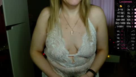 Snapshot of ganet469 chatting on 01/24/25, 08:44 Janette online show from 01/24/25, 08:44