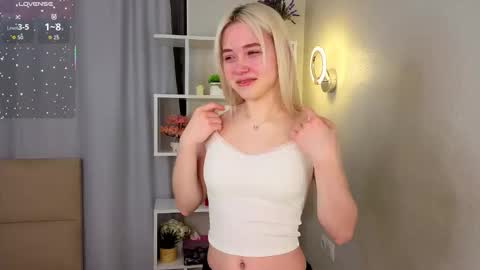 Violla online show from 02/08/26, 04:32