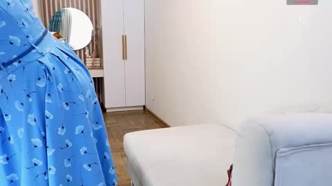 Ava online show from 02/02/26, 07:51