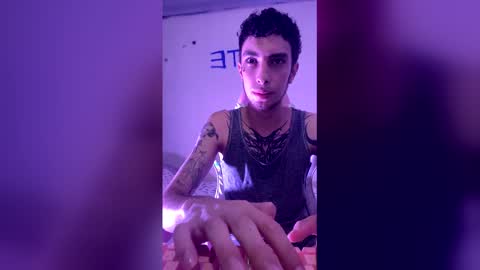 Elio  b online show from 05/11/26, 07:11