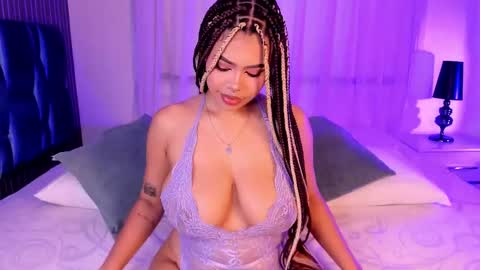 garnet  online show from 09/16/25, 05:52