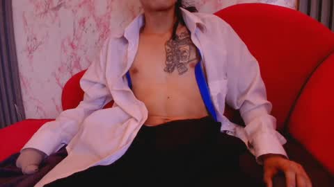 Snapshot of garu_moon chatting on 04/01/26, 04:02 garu_moon online show from 04/01/26, 04:02