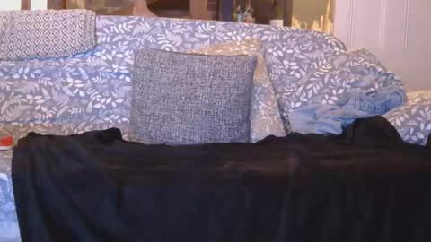 Snapshot of garybaker60 chatting on 12/30/24, 10:23 Gaz online show from 12/30/24, 10:23